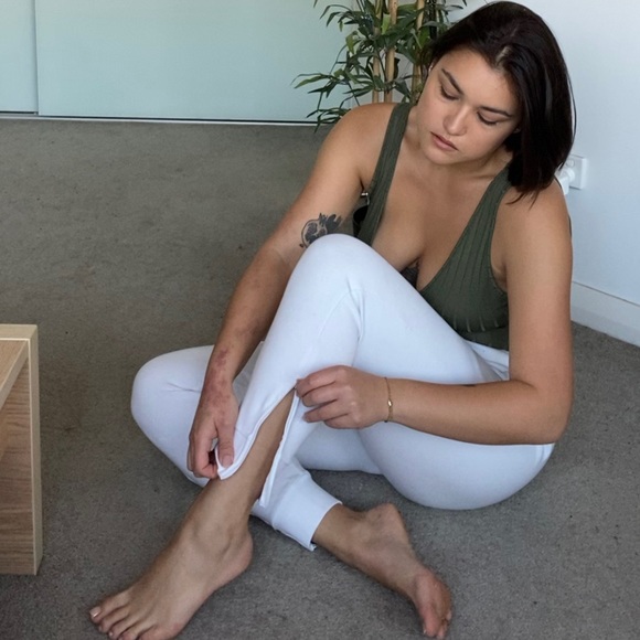 Nike Dri-Fit White Track Pants Lounge / Activewear - Picture 5 of 6